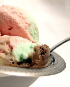spumoni-ice-cream-617725_640